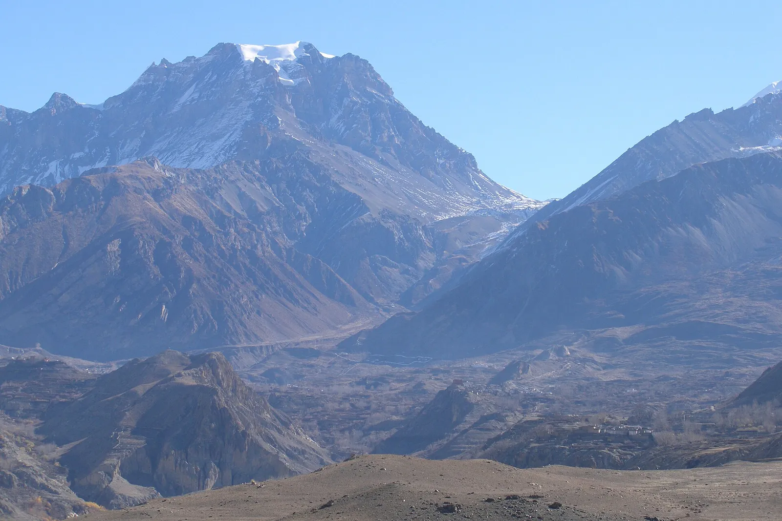 Thorong La pass on the Annapurna Circuit — trek cost guide, Nepal