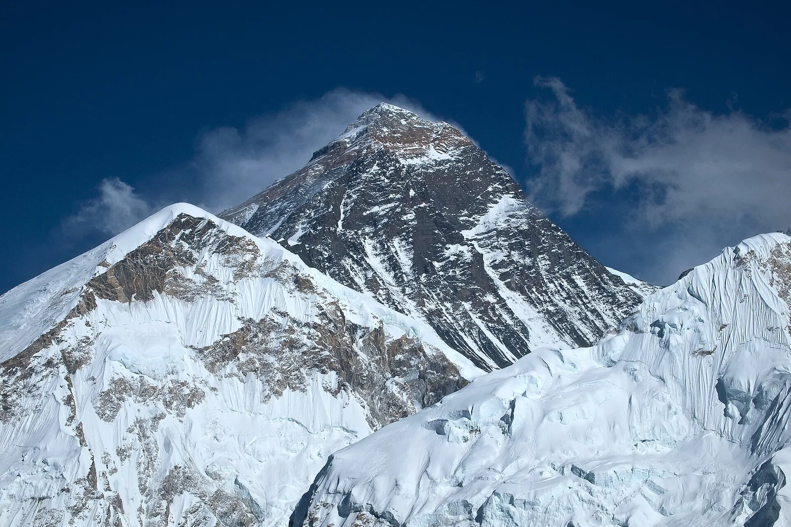 Gokyo Lakes vs Three Passes 2026 — Nepal