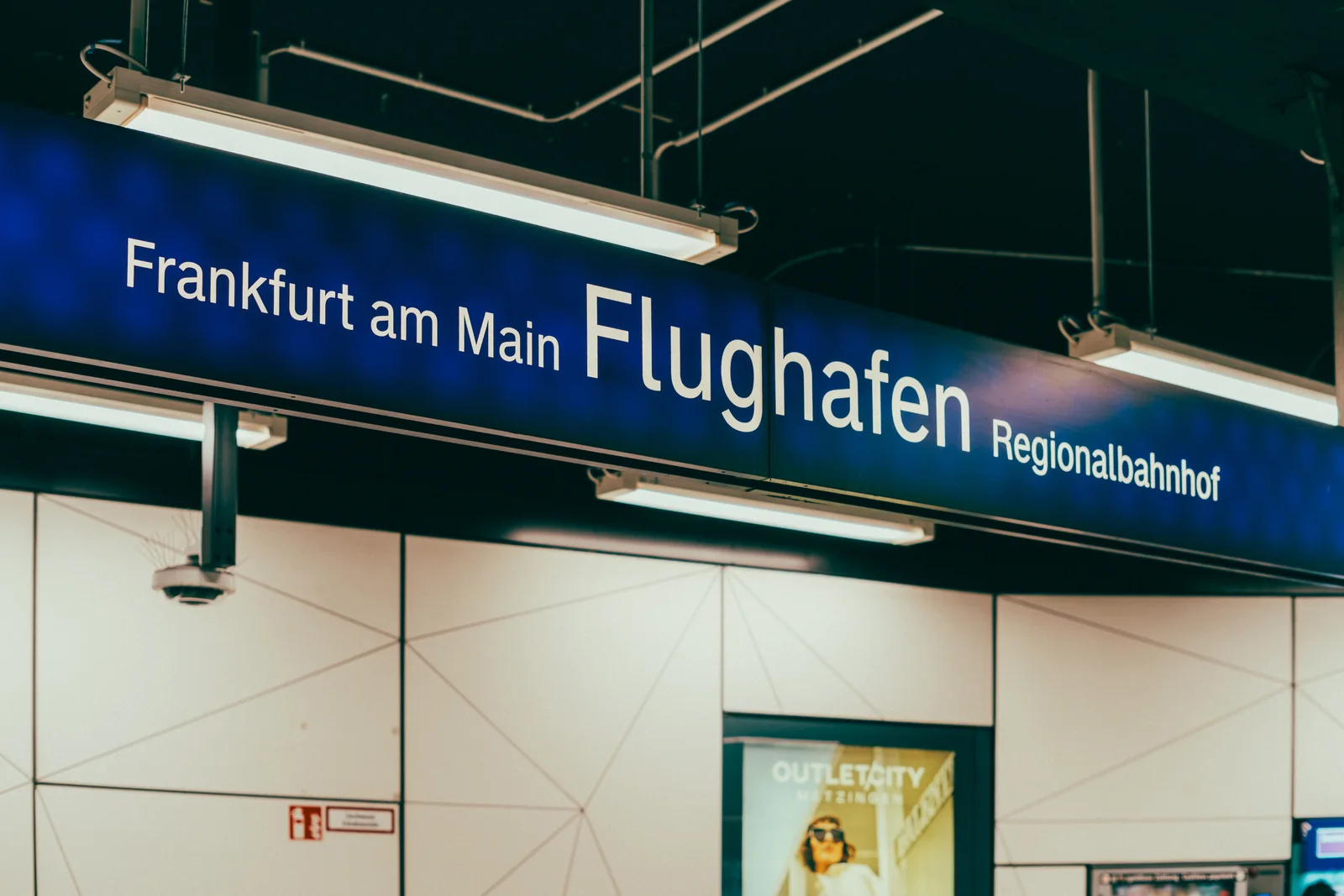 The Frankfurt am Main Airport railway station sign